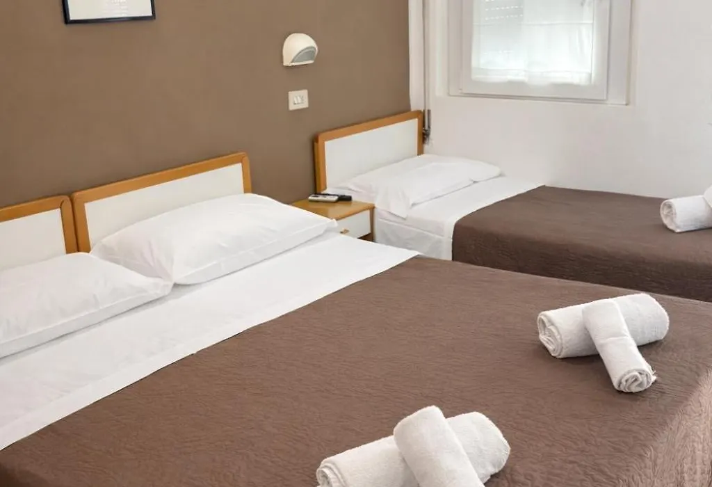 Hotel Adria Mare-1