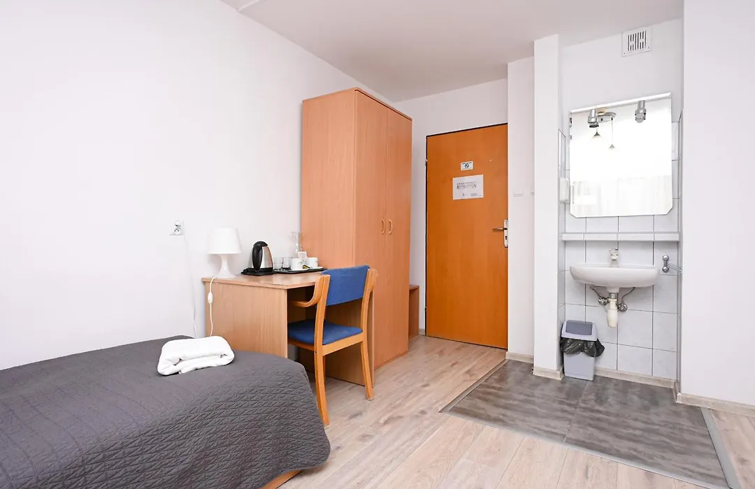 Hotel Dom Polonii-1