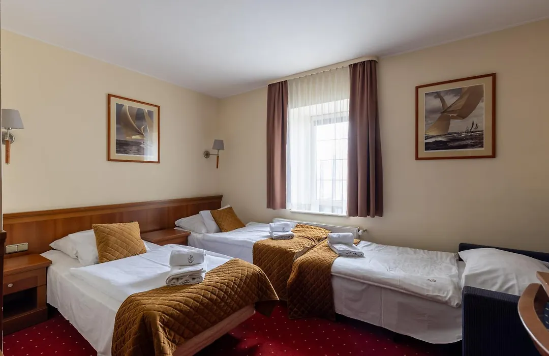 Hotel Diamond w Białym Dworku-1
