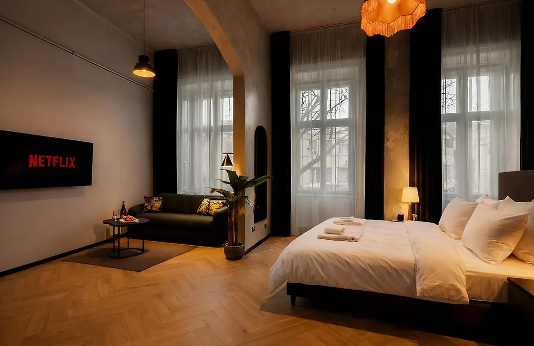 Maroon & Moss Residence-1