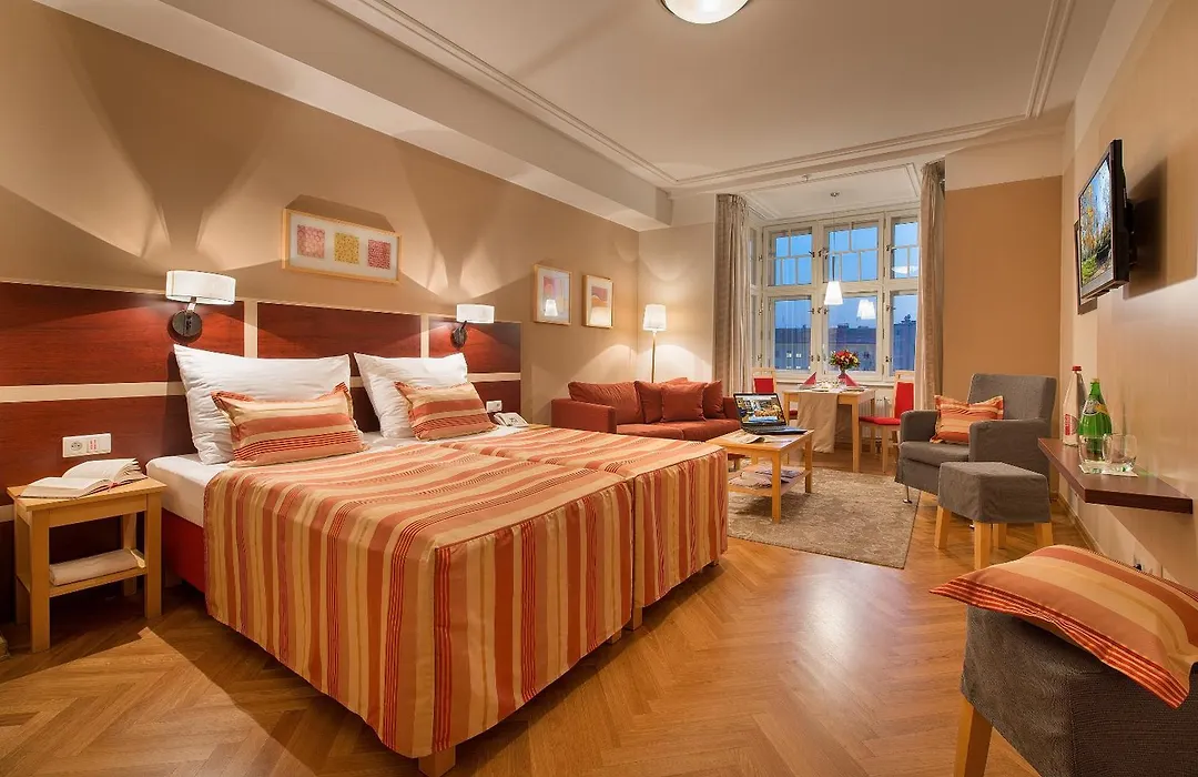 Ea Hotel Julis-1