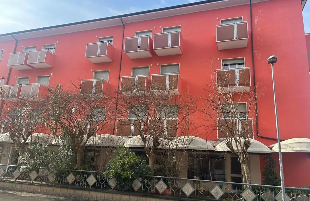 Hotel Aron Rimini-1