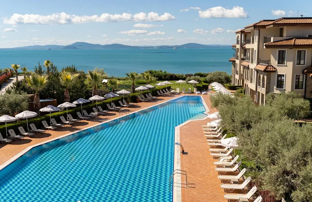 Burgas Beach Resort Apartments-1