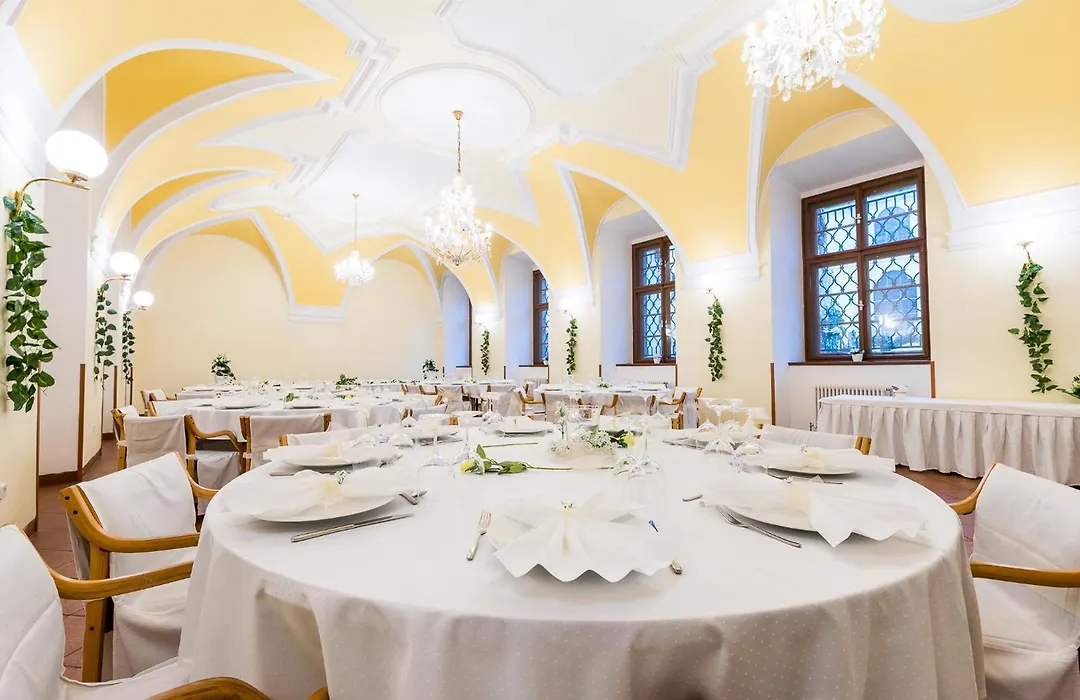 Nove Adalbertinum-1