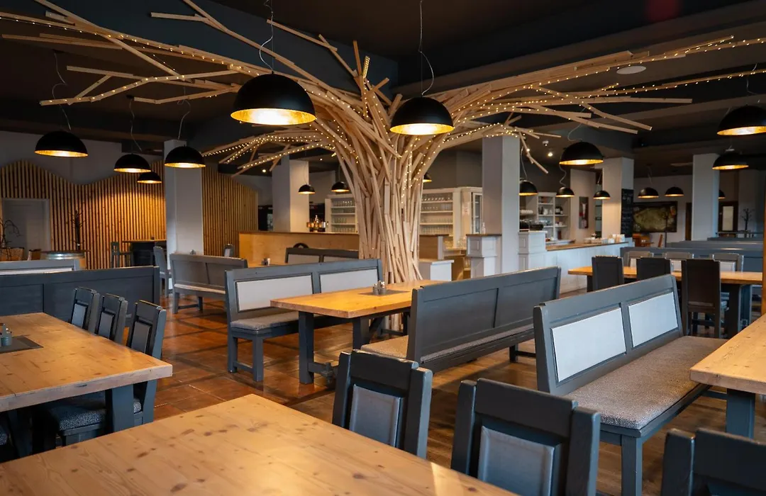 Hotel Galant Mikulov-1