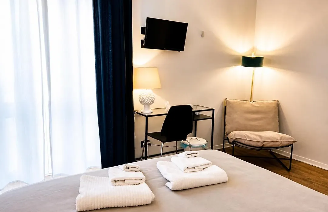 B&B Cortile Umberto I-1