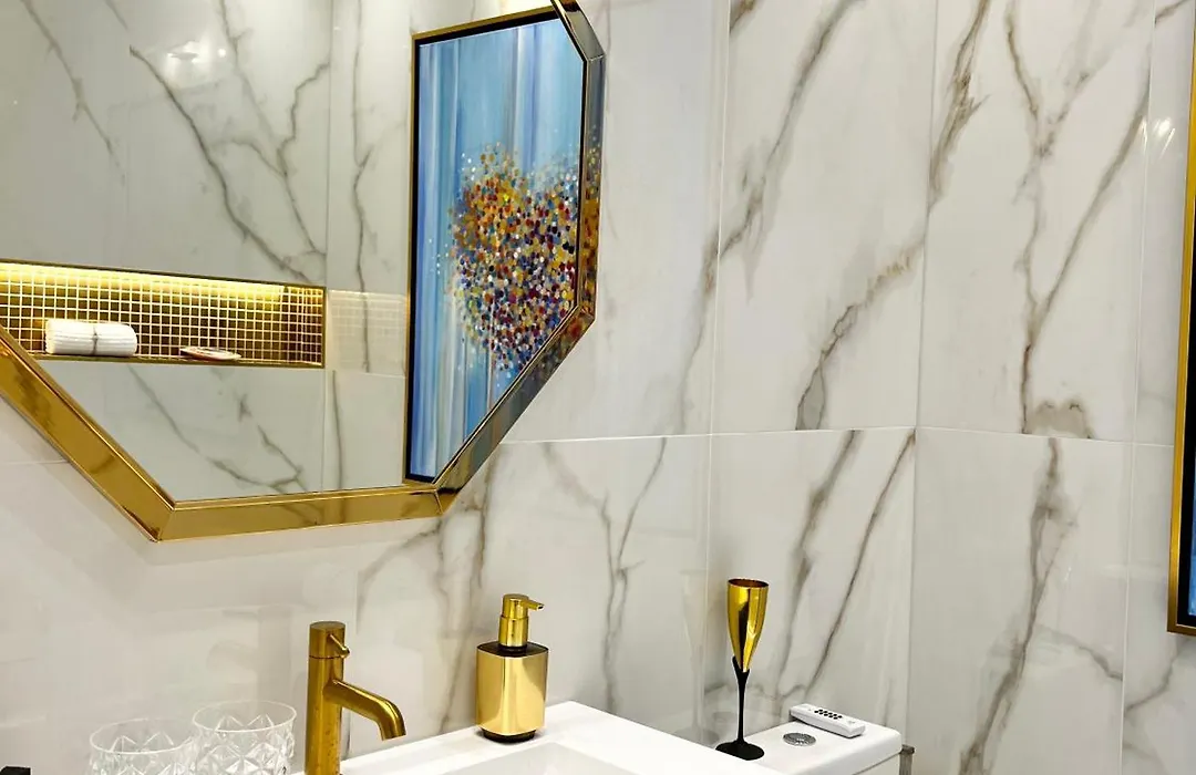 Mondrian Luxury Suites & Apartments Market Square IV-1