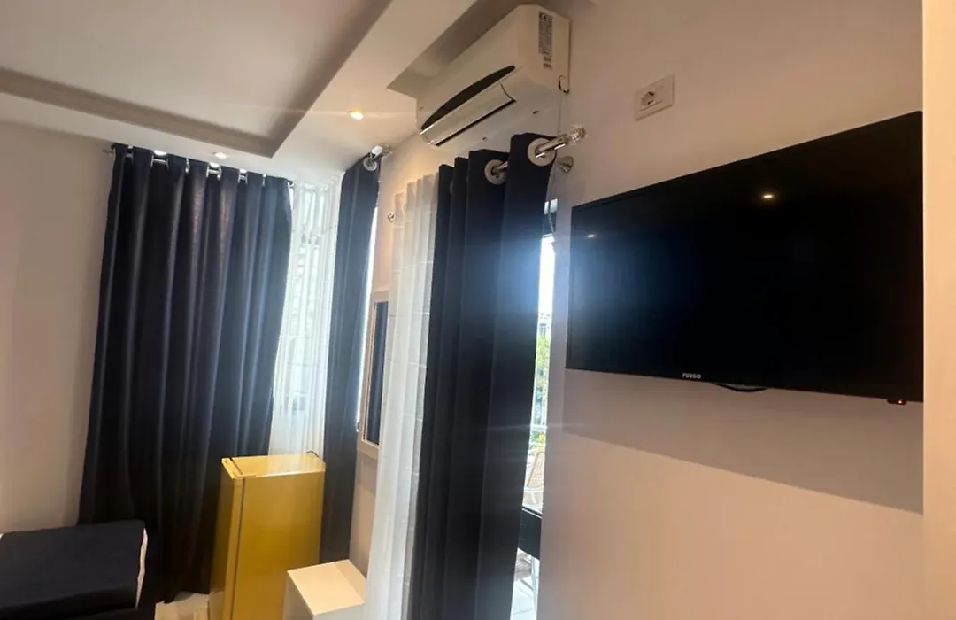 Hotel Riviera-1