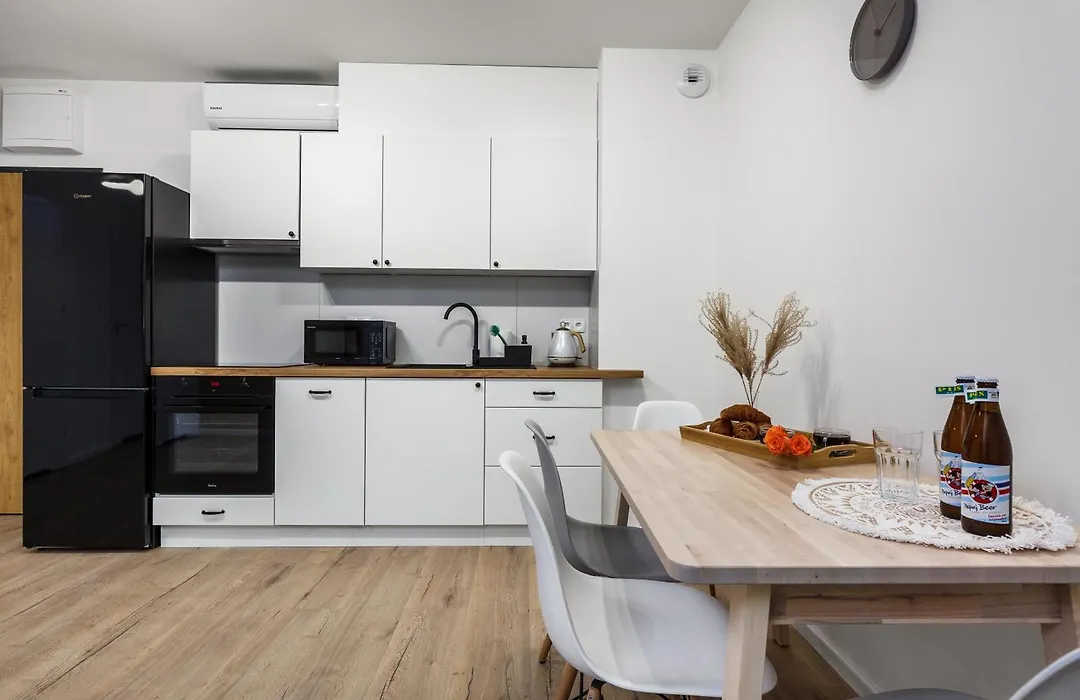 Apartamenty Pilice - basen, sauny, atrakcje dla dzieci w cenie - 250m-1