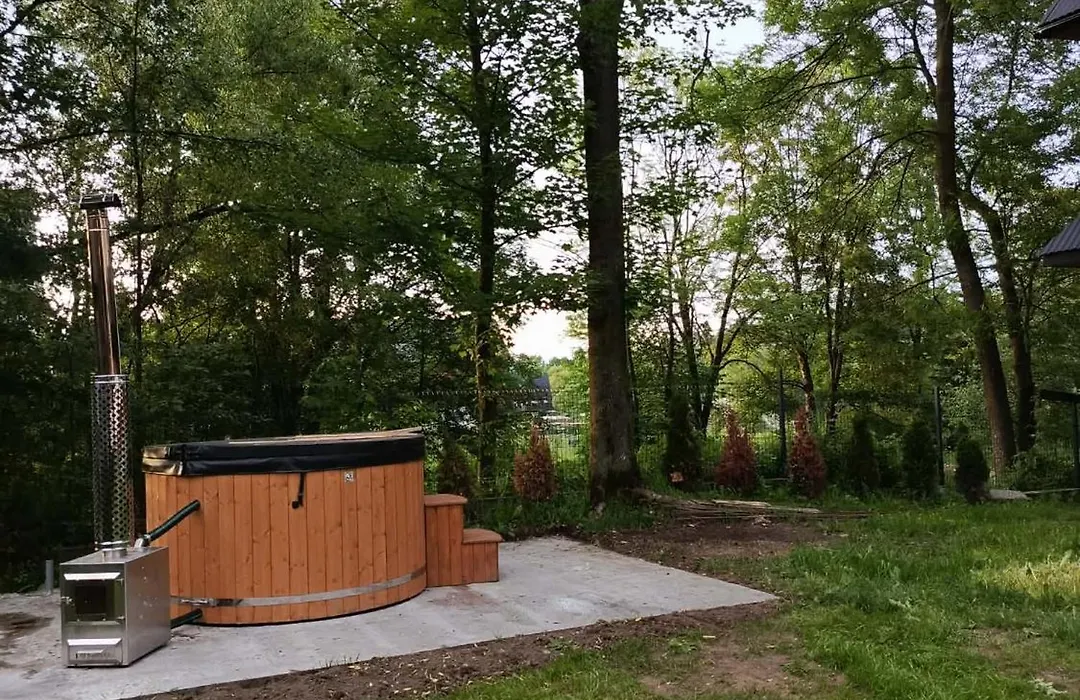 Willa Pod Jasieniami -basen plac zabaw-1
