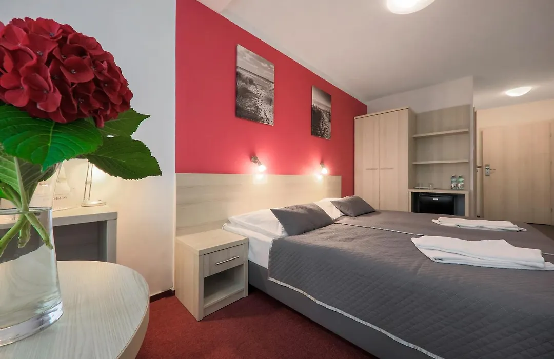 Hotel *** NAT Krynica Morska-1