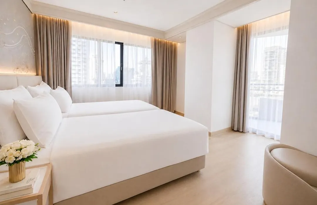 Centre Point Sukhumvit 10-1