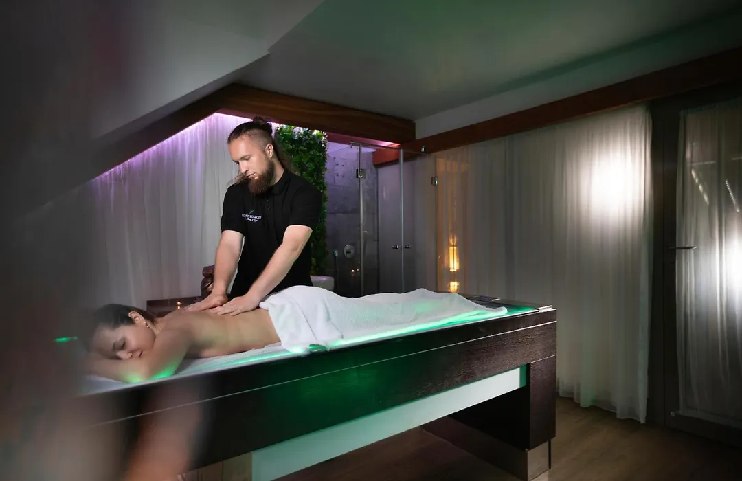 Hotel Żubrówka Spa&Wellness-1