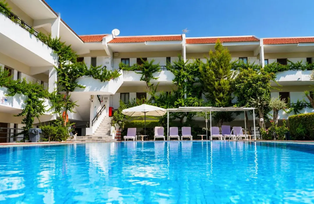 Terinikos Sunny Garden Hotel & Junior Suites-1