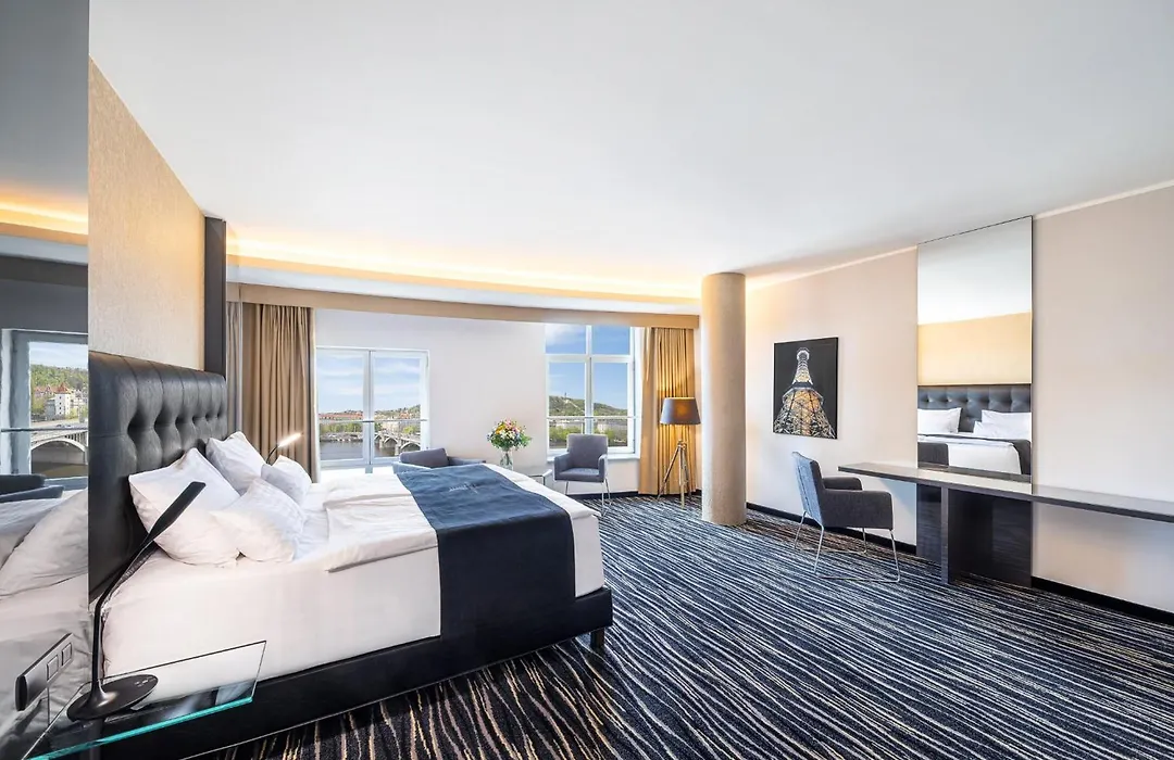 Dancing House Hotel - Tancici Dum-1