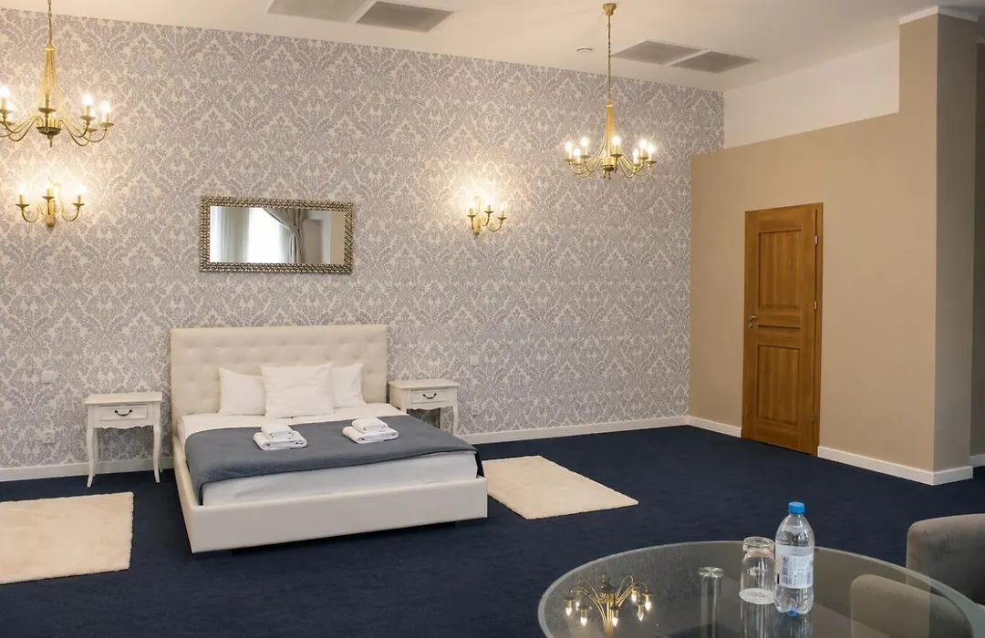 Hotel Vinnica-1