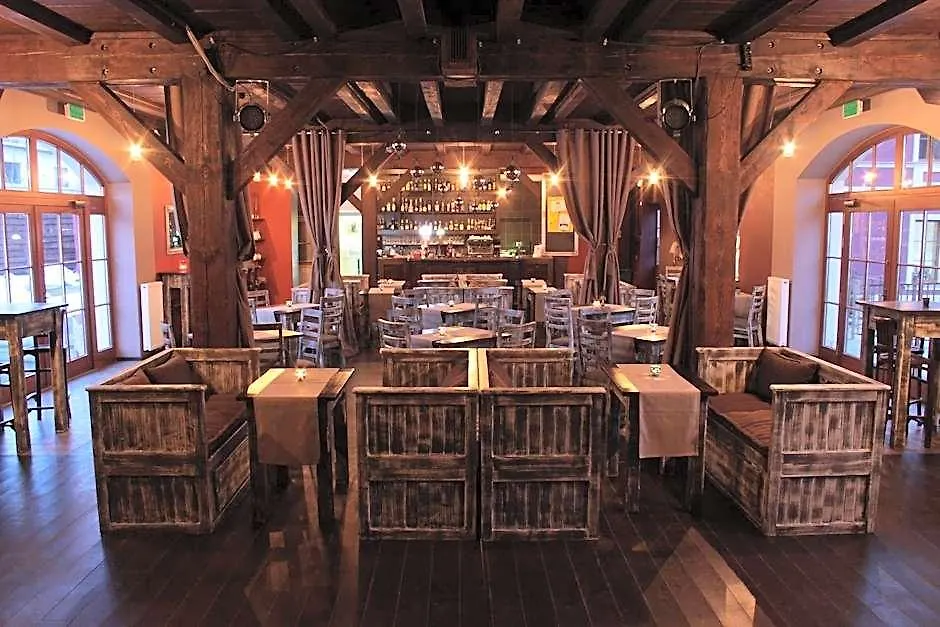A' PROPOS Hotel, Restauracja, Club-1
