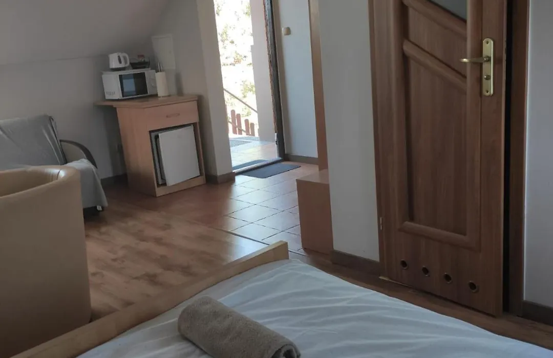Pokoje Gościnne Leśna 33-1