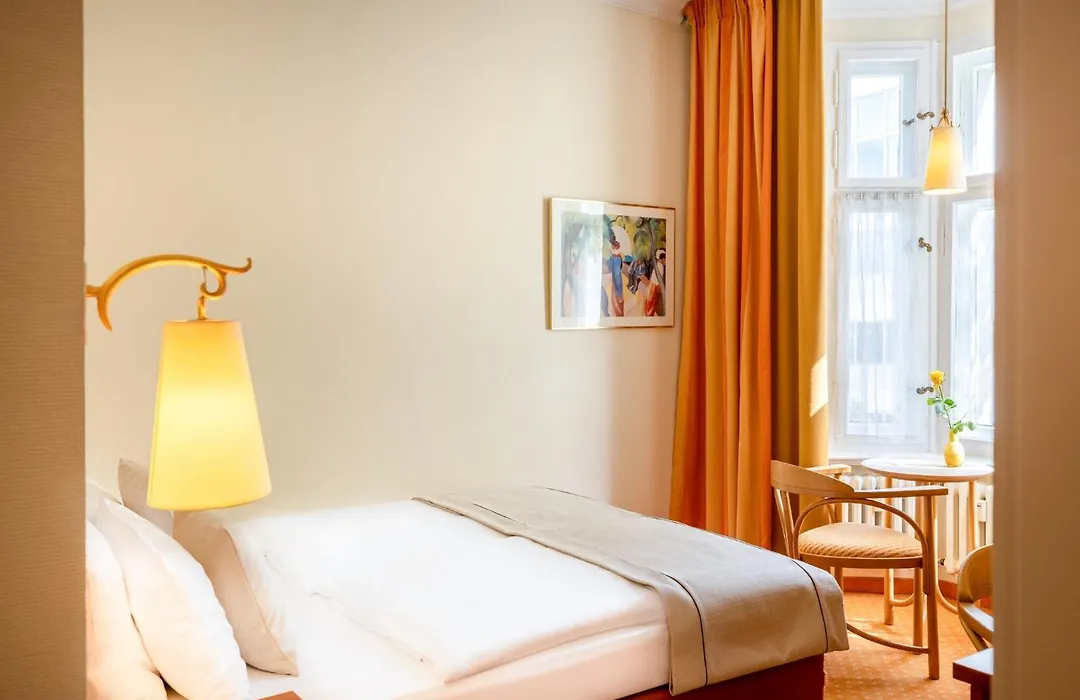 Garner Hotel Berlin - Messe By Ihg-1