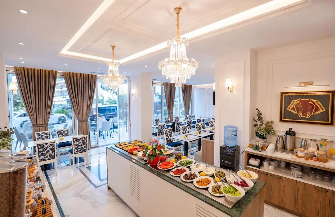 Hotel Oasis-1