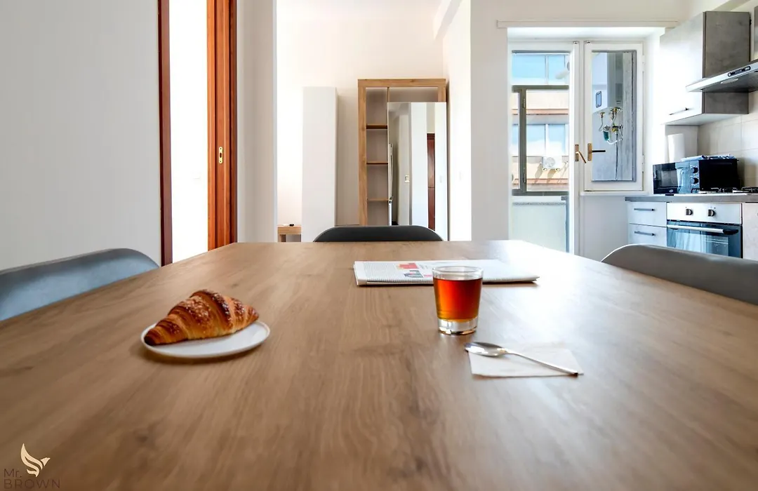 Mr Brown Home And Suites-1