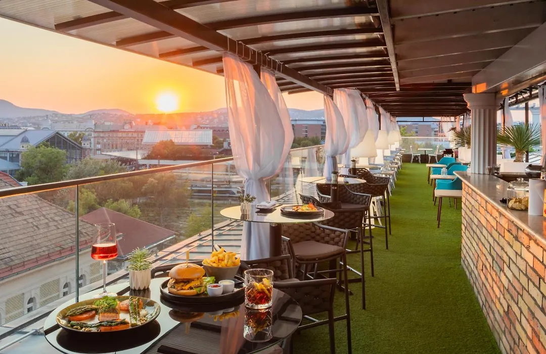 Mystery Hotel Budapest, Preferred Hotels & Resorts-1