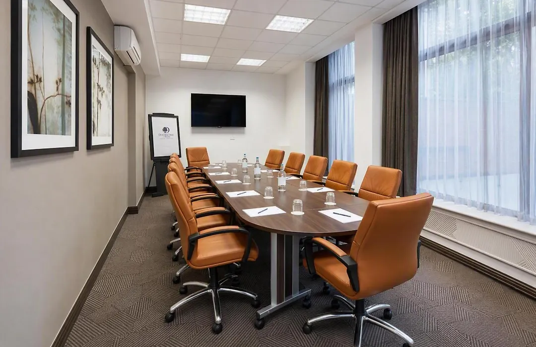 Doubletree By Hilton London - Hyde Park-1