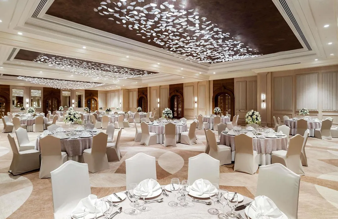 Moevenpick Hotel & Apartments Bur Dubai-1