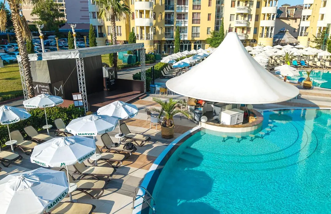 Hotel Marvel - Fully Renovated Free Beach Access-1