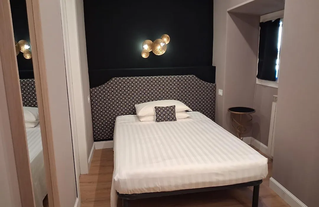 Hotel Fiori-1