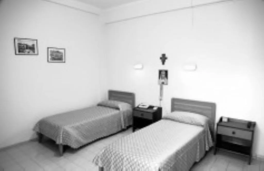 Casa Piccole Ancelle Di Cristo Re-1
