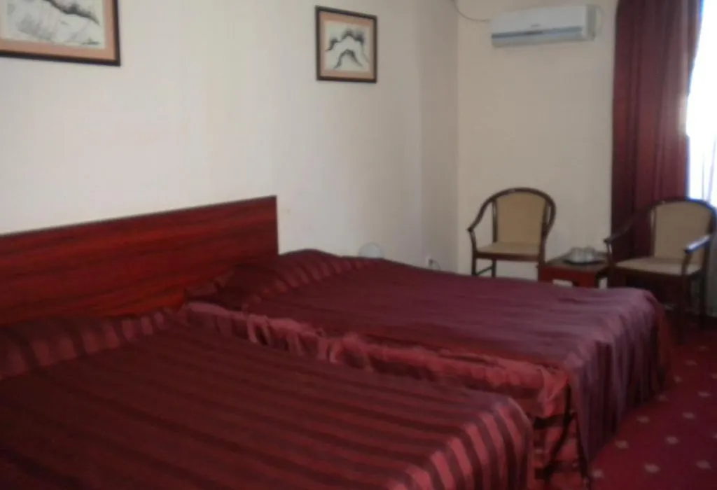 Hotel Ary-1