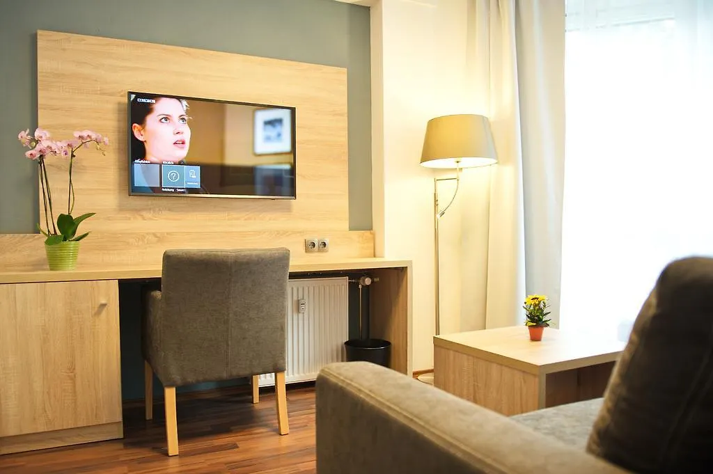 Blncty Hotel-1