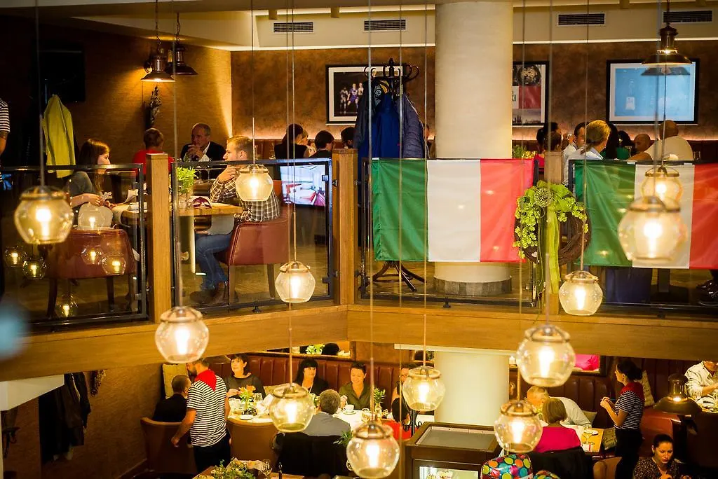 Hotel Silvia Gold Gliwice-1