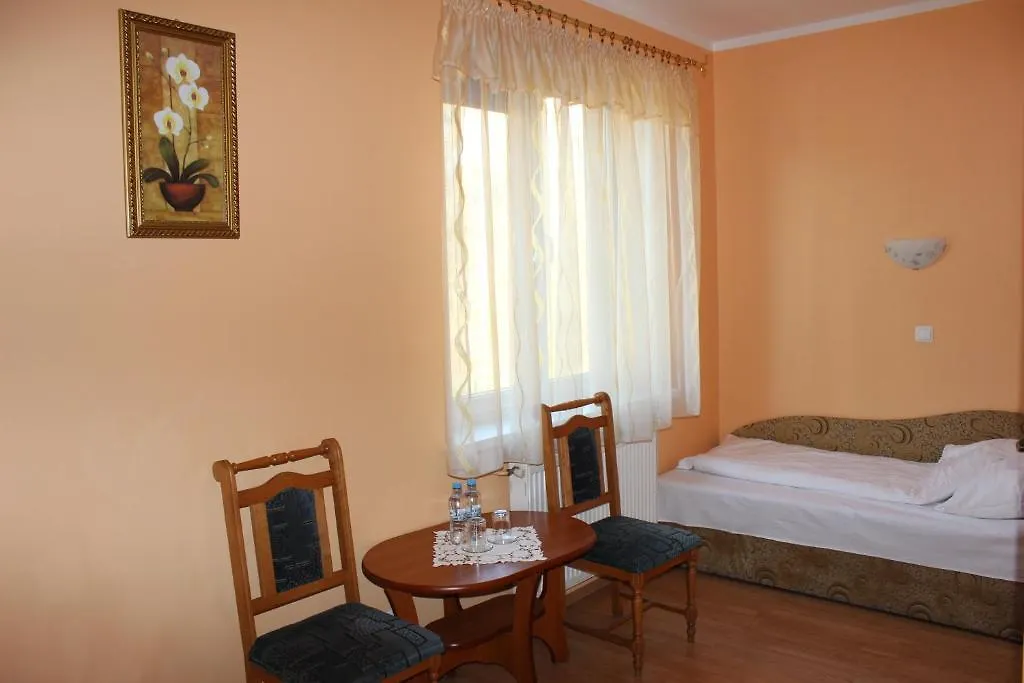 Hotel Czardasz-1