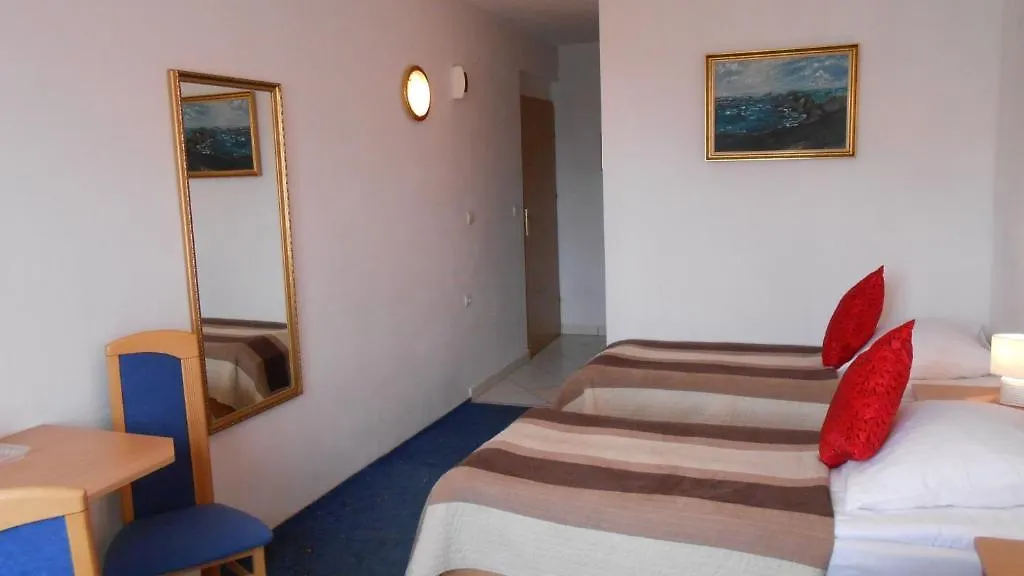 Hotel As-1