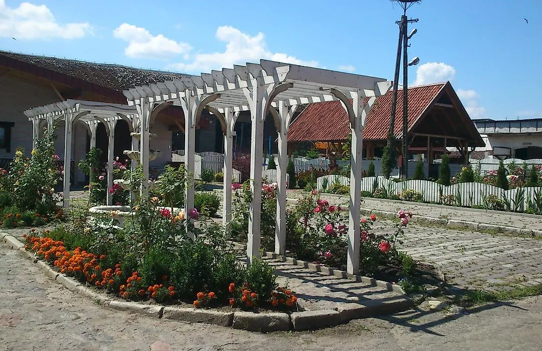 Zajazd Eljan-Centrum Noclegowe-1