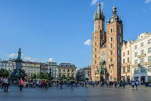 Pokoje Gościnne Centrum-1