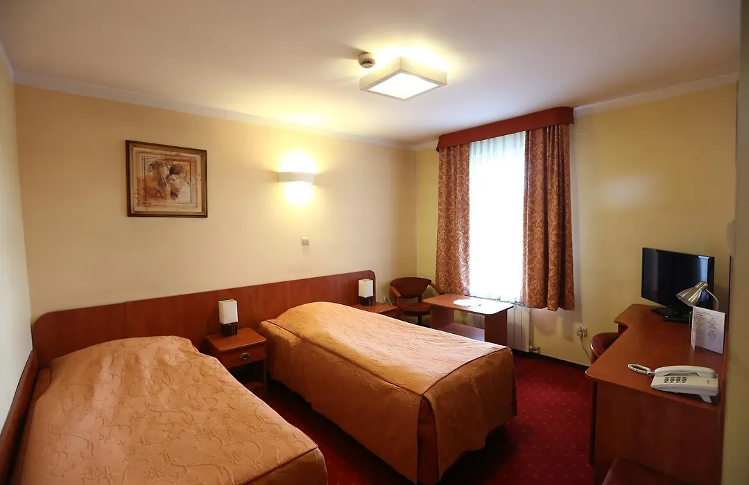 Hotel Korona-1