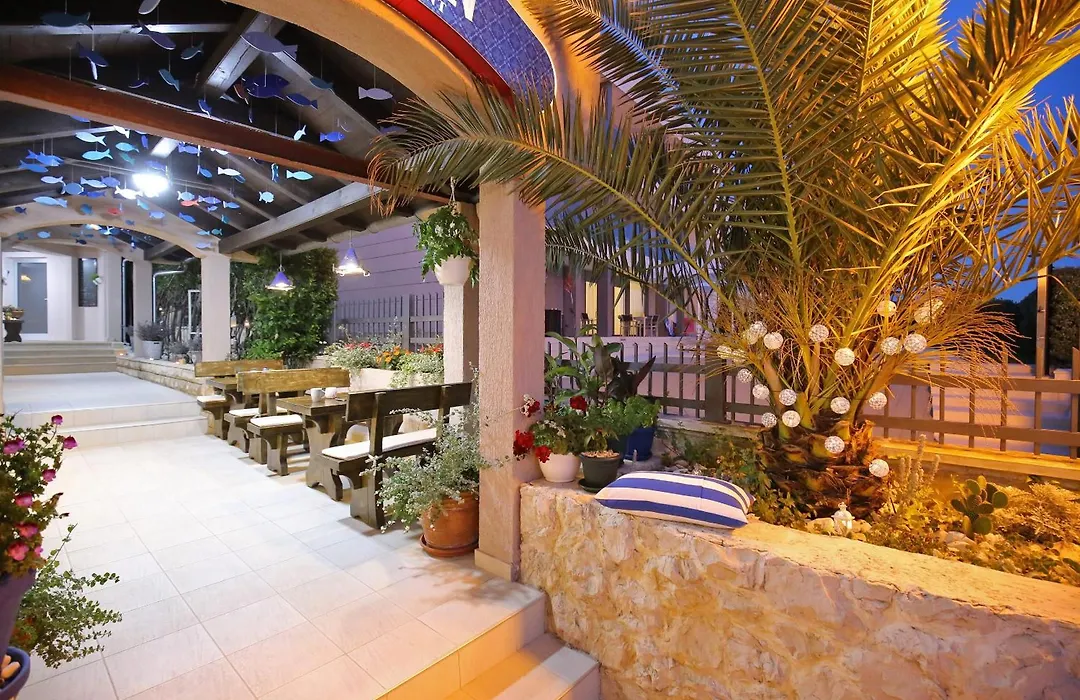 Hotel Delfin-1