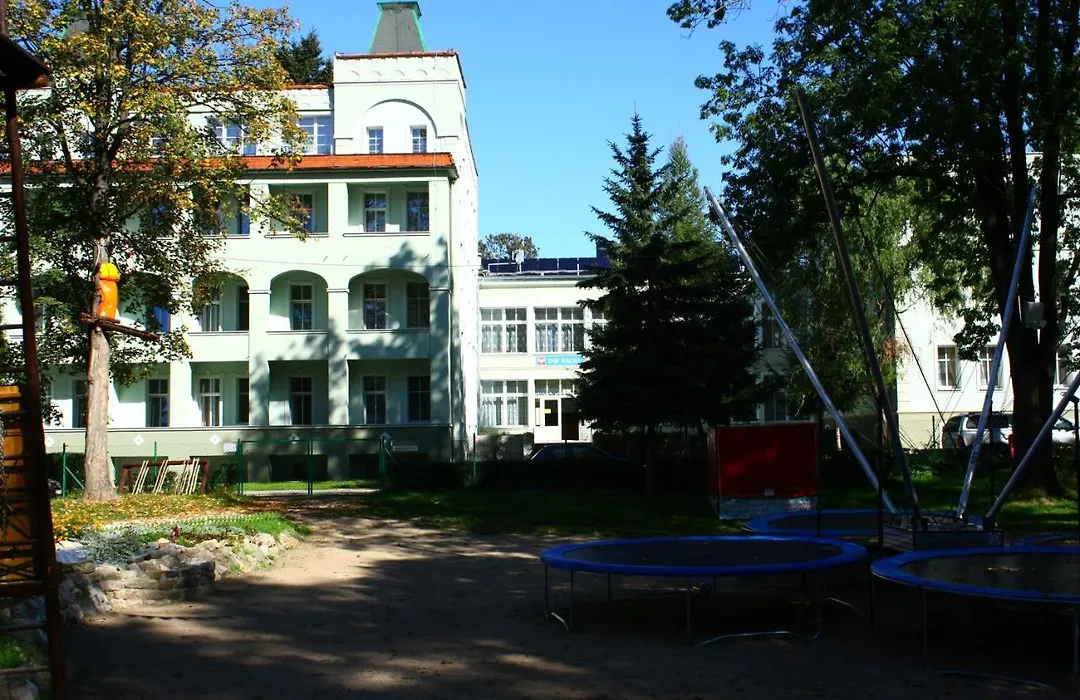 Dom Wypoczynkowy HALKA Kudowa-Zdrój w górach-1