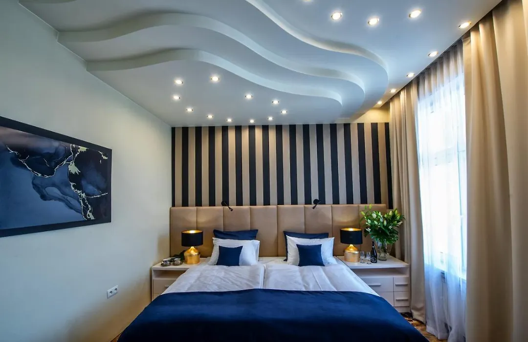 Hotel Royal-1