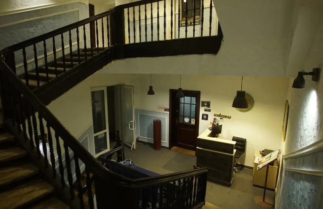 Central Hotel-1