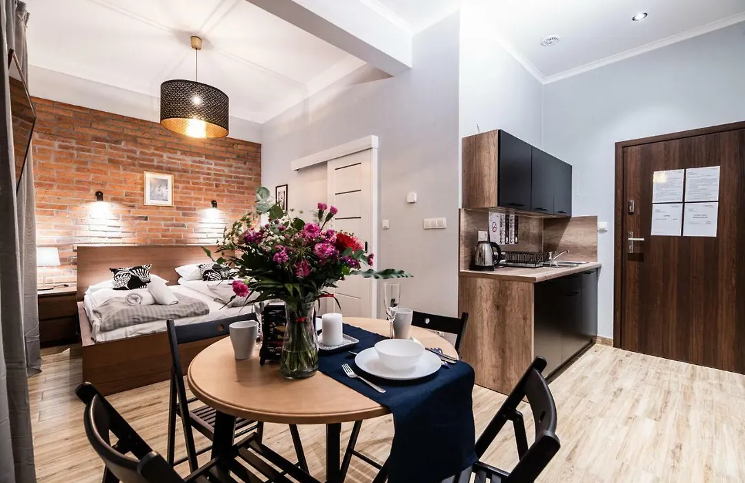 Lubomirskiego 23 Residence - Great Location, 10 Min To Main Square By Foot, Right Next To Main Rail And Bus Station-1