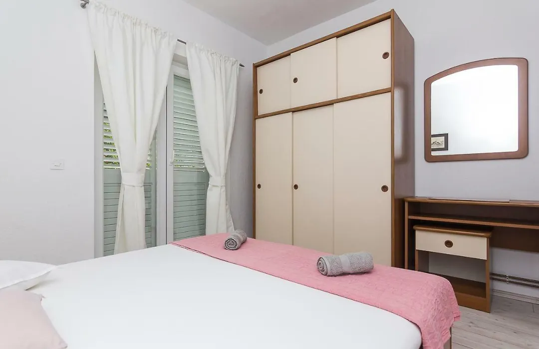 Apartments A&B-1