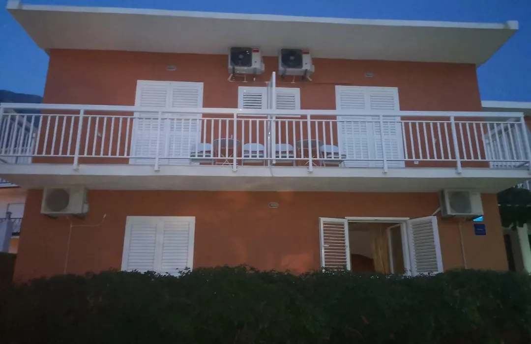 Apartmani Sea-1
