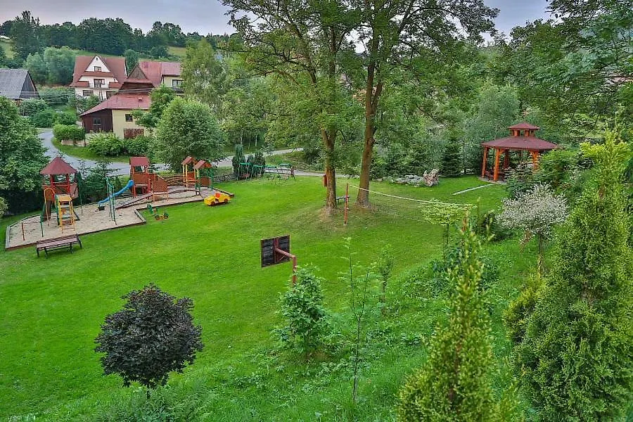 Ośrodek Wczasowy Sokół-1
