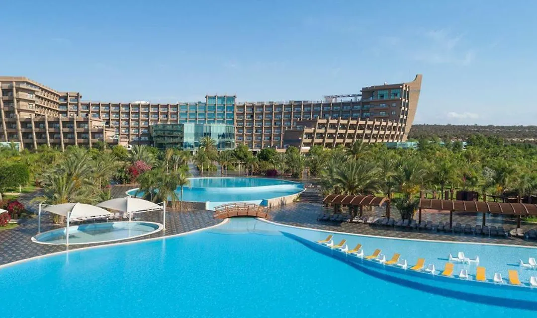 Noah'S Ark Deluxe Hotel & Spa-1