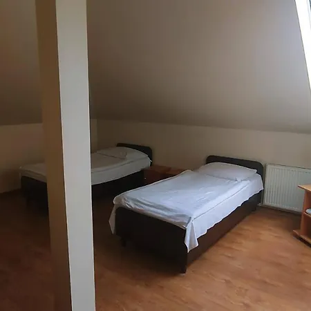 Hotel E7-3