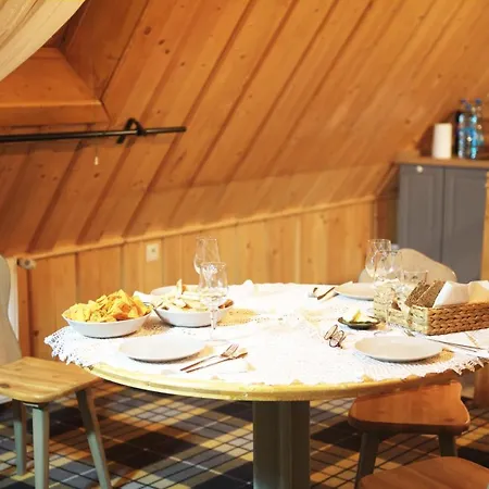 Apartamenty Miluchna B&B blisko Dworca PKP-2